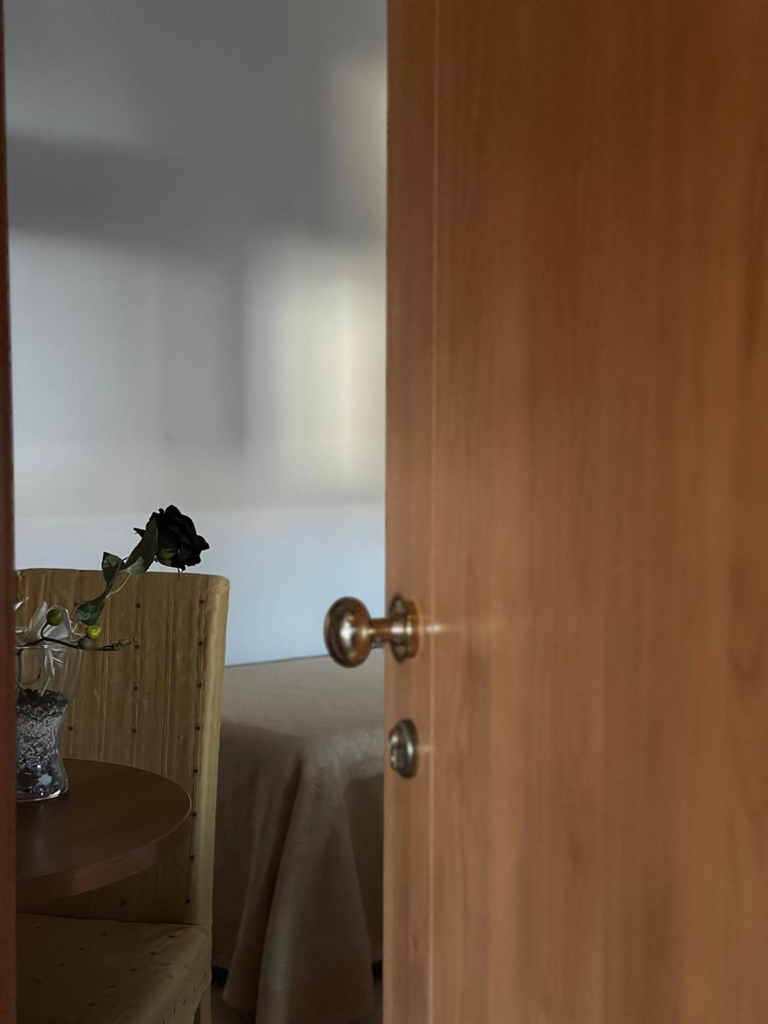 Hotel Il Giardino Degli Aranci โนลา ภายนอก รูปภาพ