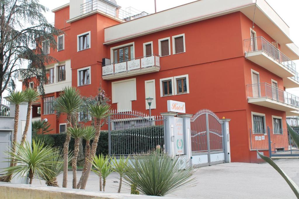 Hotel Il Giardino Degli Aranci โนลา ภายนอก รูปภาพ